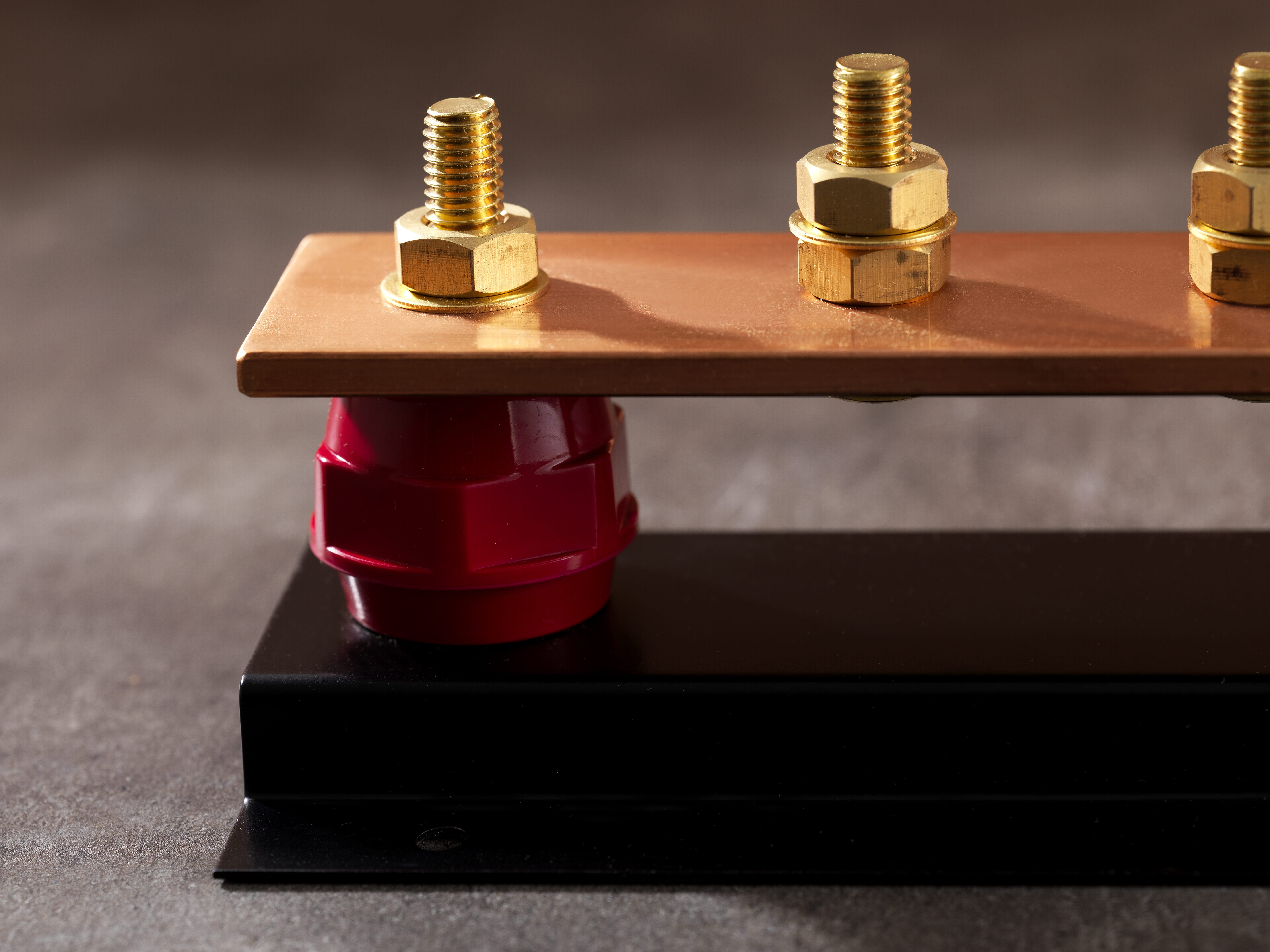 EARTH-BAR-DETAIL-1-1-e1633089612142